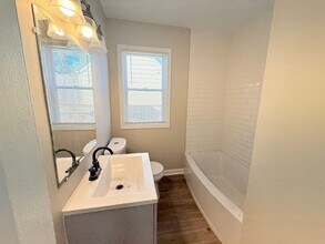 20452 Manor in Detroit, MI - Building Photo - Building Photo