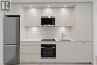 25 Cordova Ave in Toronto, ON - Building Photo - Building Photo