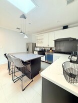 941-941 Bayonne St in Dallas, TX - Building Photo