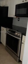 8801 W Sample Rd in Coral Springs, FL - Building Photo - Building Photo