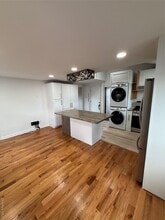 51 Mt Joy Pl in New Rochelle, NY - Building Photo - Building Photo