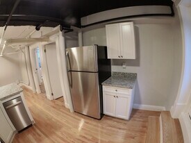 1450 Commonwealth Avenue, Unit 19 in Boston, MA - Building Photo