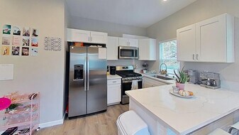 5138 Alumni Pl in San Diego, CA - Building Photo