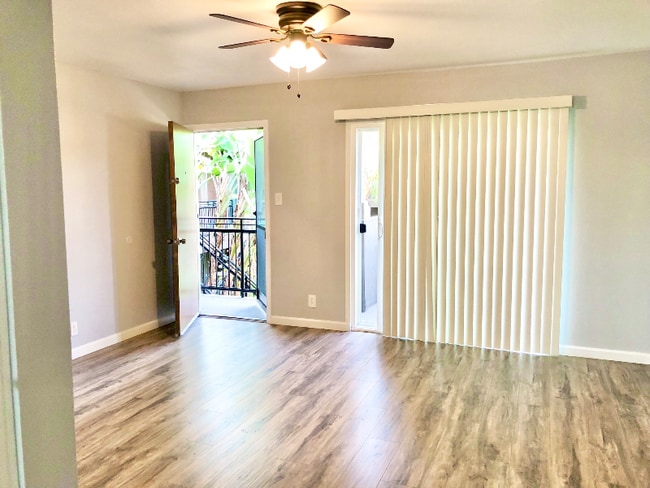 4735 W Broadway, Unit Studio in Hawthorne, CA - Building Photo - Building Photo