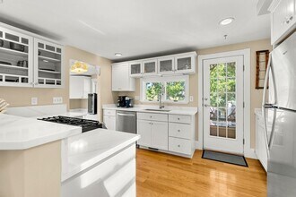 84 Spring St in Quincy, MA - Building Photo - Building Photo