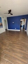984 SW 9th St in Miami, FL - Building Photo - Building Photo