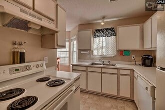 104 Clouser Dr in Irmo, SC - Building Photo - Building Photo