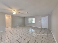 551 Whippoorwill Dr in Venice, FL - Building Photo - Building Photo