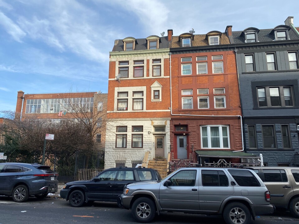 1235 Pacific St in Brooklyn, NY - Building Photo