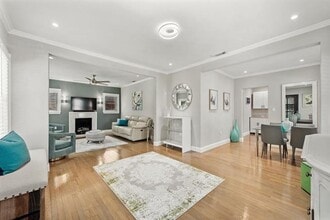 5130 Vanderbilt Ave in Dallas, TX - Building Photo - Building Photo