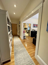 66 Marshal St, Unit 6 in Brookline, MA - Building Photo - Building Photo