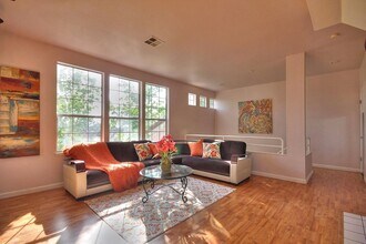 467 Cascadita Ter in Milpitas, CA - Building Photo - Building Photo
