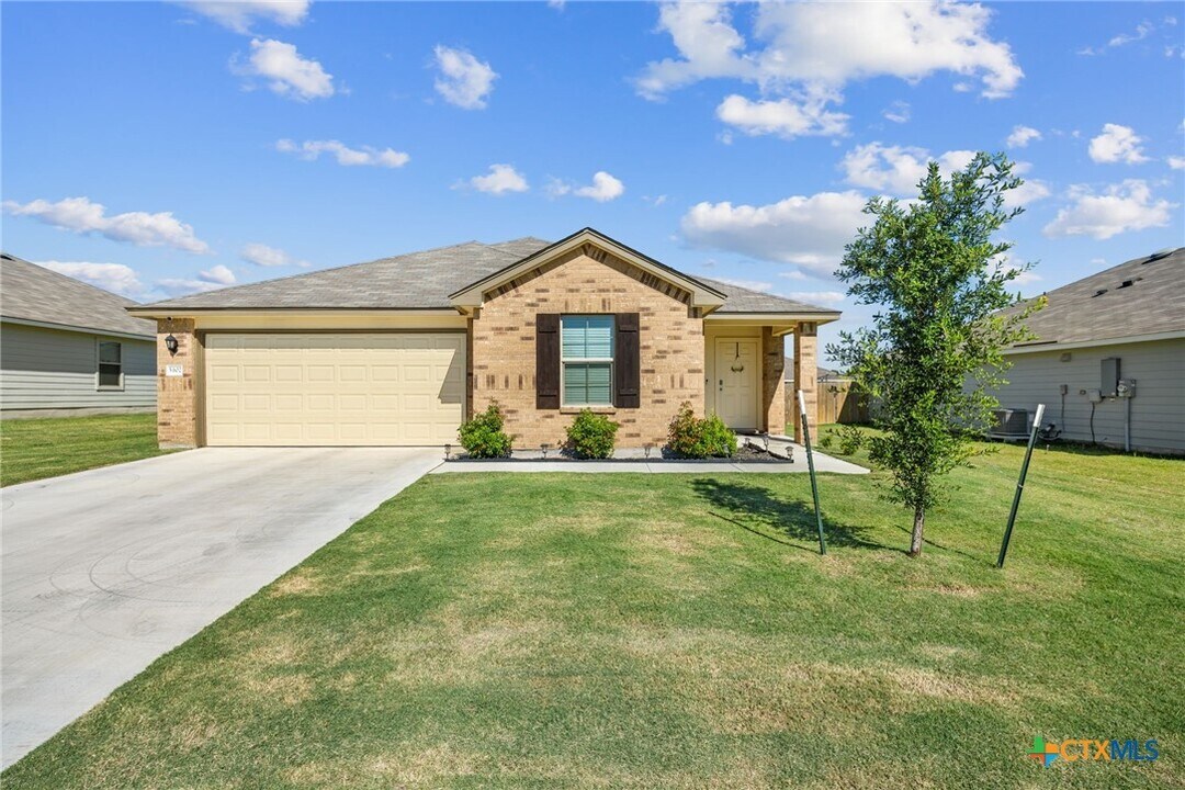 5102 Karen Grn Dr in Killeen, TX - Foto de edificio