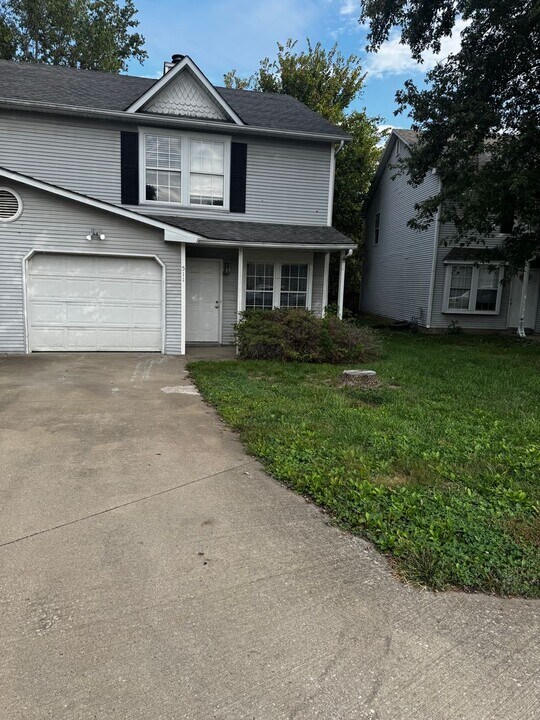 509 Chris Dr in Columbia, MO - Building Photo