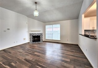 4011 Teal Run Meadows Dr in Fresno, TX - Building Photo - Building Photo