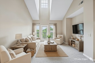 Stillwood Farms Apartments at Newnan in Newnan, GA - Foto de edificio - Building Photo