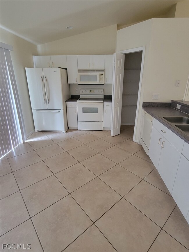 property at 3733 Kitty Hawk Dr