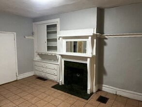 7138 Race St in Pittsburgh, PA - Foto de edificio - Building Photo