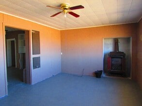 1520 Florida St SW in Deming, NM - Foto de edificio - Building Photo