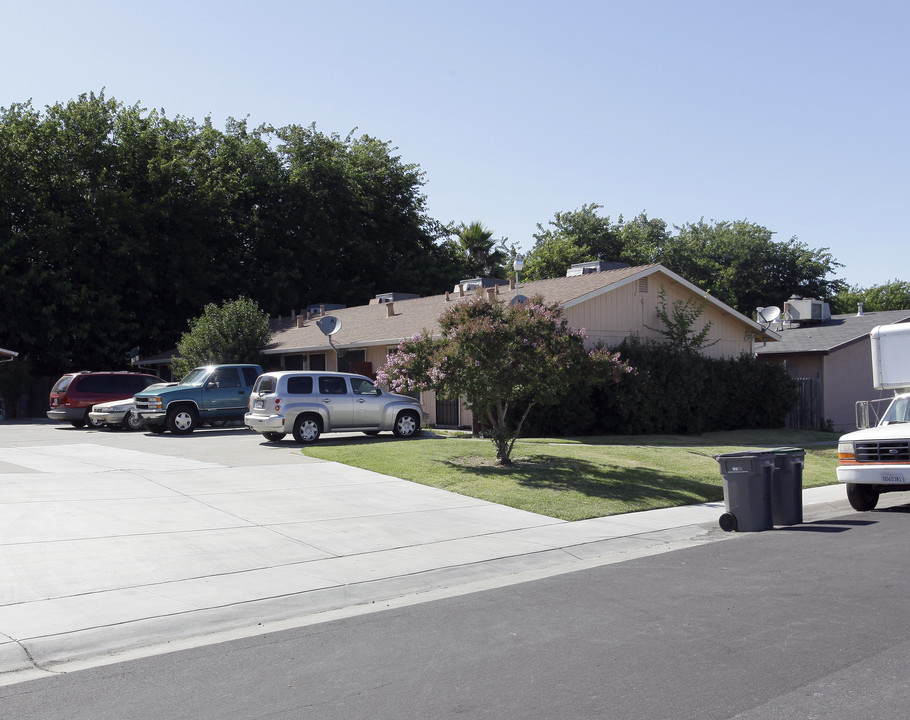 940-960 Simon Ter in West Sacramento, CA - Building Photo