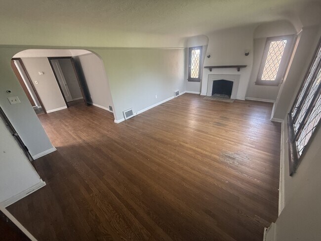 property at 3718 Gridley Rd