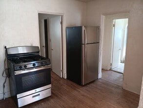409 Yale Blvd SE in Albuquerque, NM - Building Photo - Building Photo