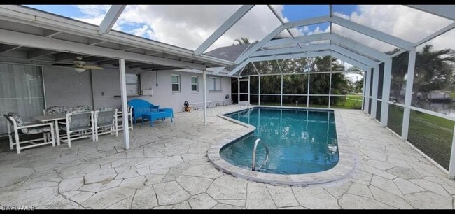 1421 SE 29th Terrace in Cape Coral, FL - Building Photo - Building Photo