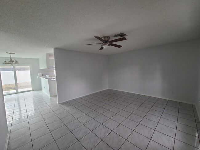property at 9511 Pembridge Ct