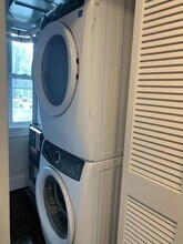 389 Centre St in Boston, MA - Building Photo - Building Photo