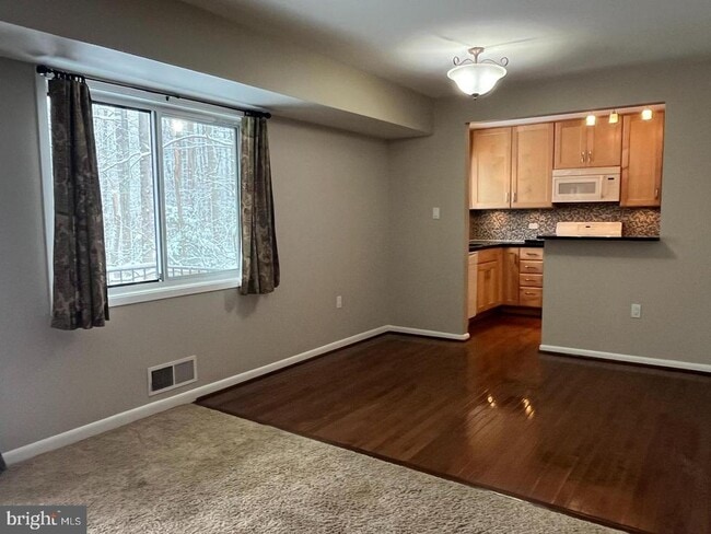 10619 Weymouth St in Bethesda, MD - Building Photo - Building Photo