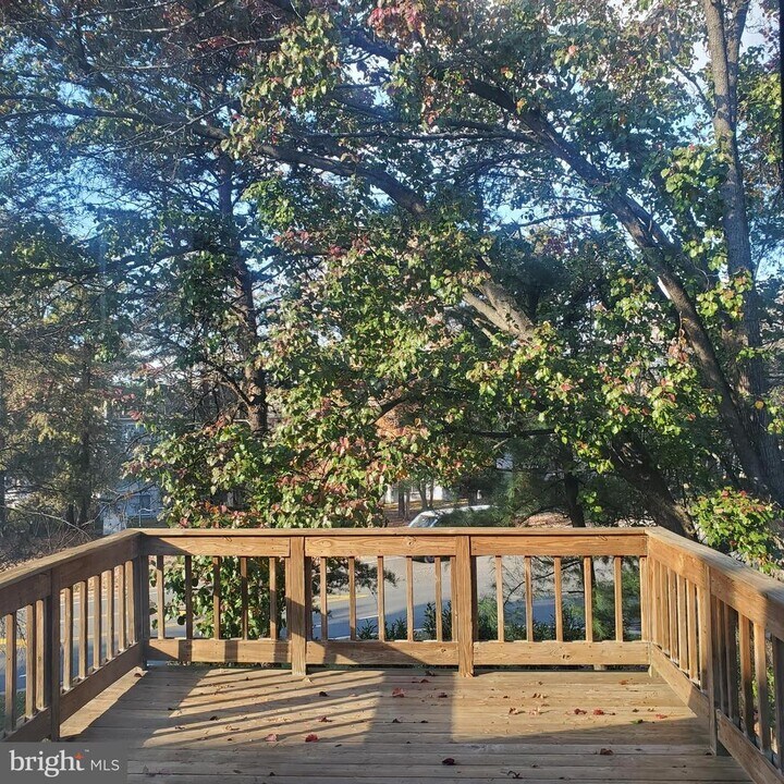 1700 Quietree Dr in Reston, VA - Building Photo