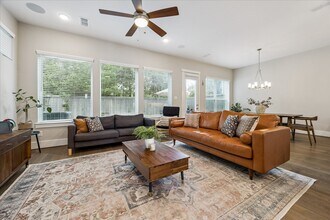 1504 Callaking Pl in Houston, TX - Foto de edificio - Building Photo