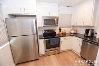 1625 Hilltop Rd in Edgewater, MD - Building Photo - Building Photo