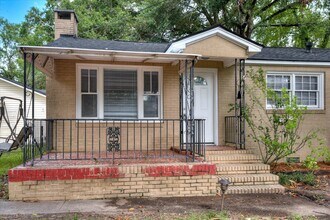 323 Sally Dr in Martinez, GA - Building Photo - Building Photo