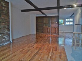 26 Fayette St, Unit 3 in Boston, MA - Building Photo