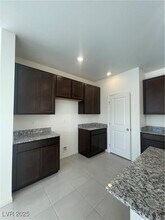 4217 Zilker Pk Ave in North Las Vegas, NV - Building Photo - Building Photo