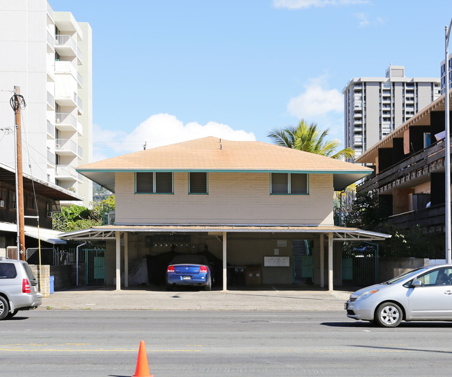 2040 Kapiolani Blvd in Honolulu, HI - Building Photo - Building Photo