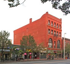 536 Massachusetts Ave in Cambridge, MA - Building Photo