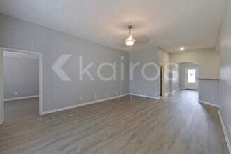 313 E Georgia Terrace in Mustang, OK - Building Photo - Building Photo