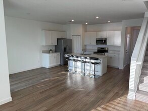 4181 Lagoon Shore Dr in Greenacres, FL - Building Photo - Building Photo