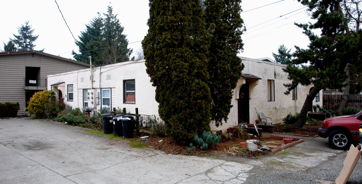 2110 NE 85th St in Seattle, WA - Foto de edificio
