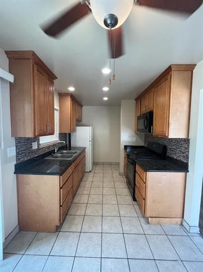 property at 1816 Rose Ave