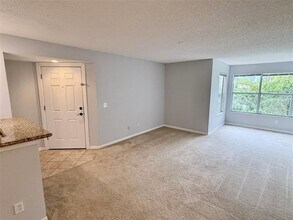 5140 Conroy Rd in Orlando, FL - Building Photo - Building Photo