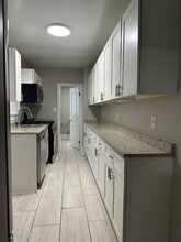 251 S Central Ave in Baltimore, MD - Building Photo - Building Photo