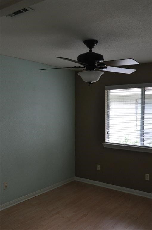 property at 5 W Broken Oak Ct