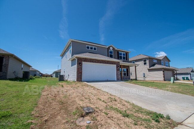 property at 1751 Eveningshade Ln