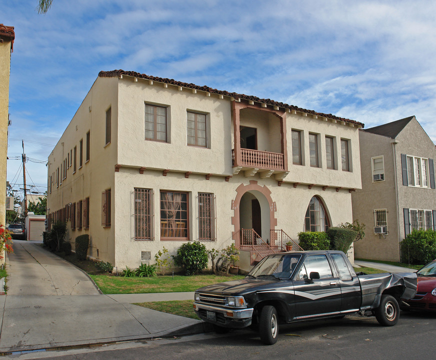 408 N Stanley Ave in Los Angeles, CA - Building Photo