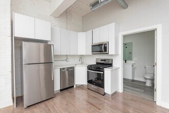 2000 W 22nd Pl in Chicago, IL - Building Photo - Building Photo