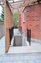 46 Welsh St in Ajax, ON - Building Photo