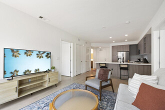 310 Del Sol Dr-Unit -FL7-ID1035852P in San Diego, CA - Building Photo - Building Photo